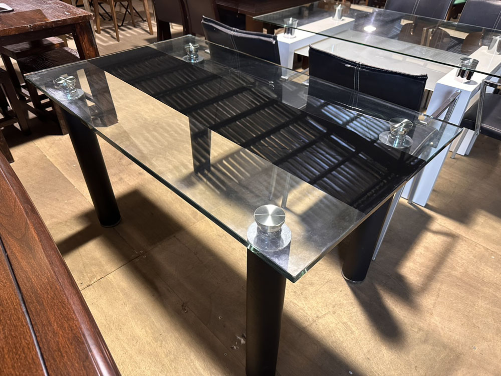 玻璃餐桌黑腳款